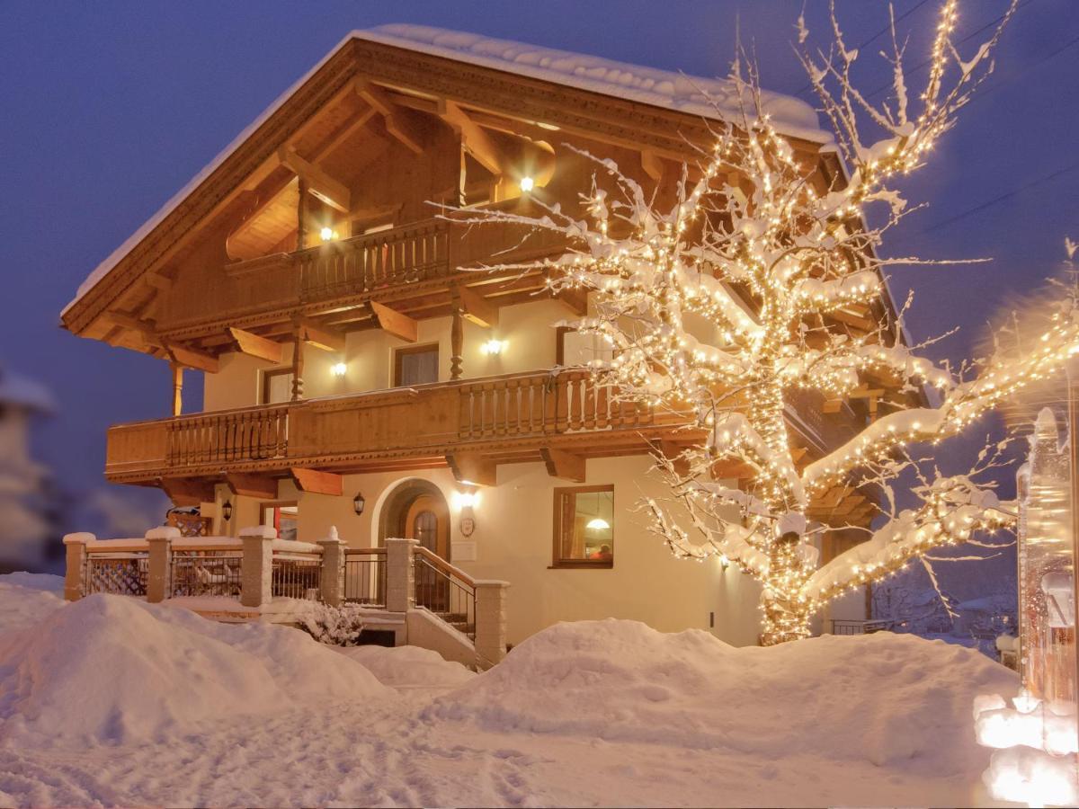 Apart Central - Premium Mountain&Garden Mayrhofen Esterno foto